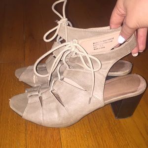 lace up heeled sandals